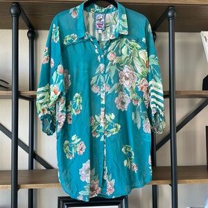 Johnny Was Floral Top Size Small